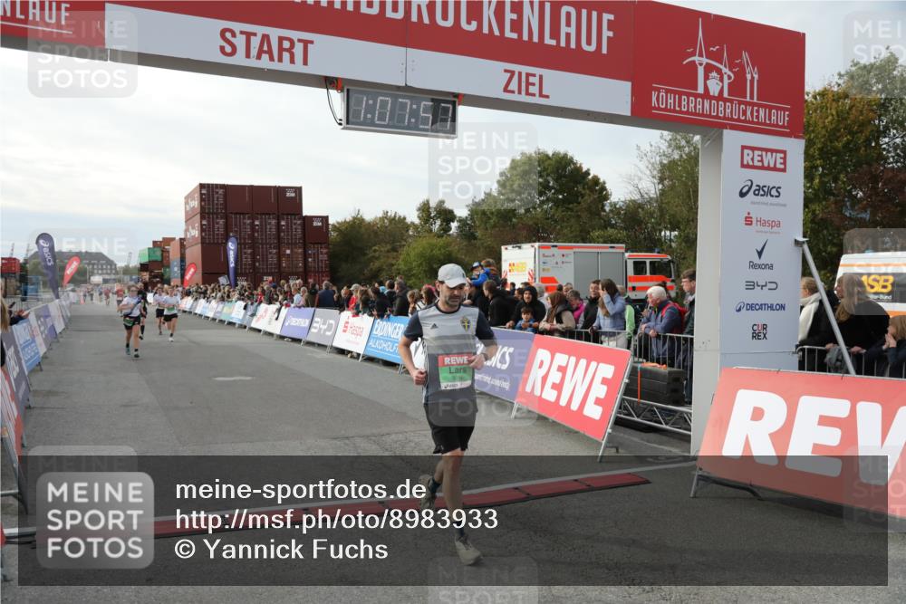 03.10.2025 - Köhlbrandbrückenlauf Yannick Fuchs http://msf.ph/oto/8983933 03.10.2025 16:07:55 Ziel 7085, 7335, 7494, 7713, 8824, 9096, 9543 meine-sportfotos.de