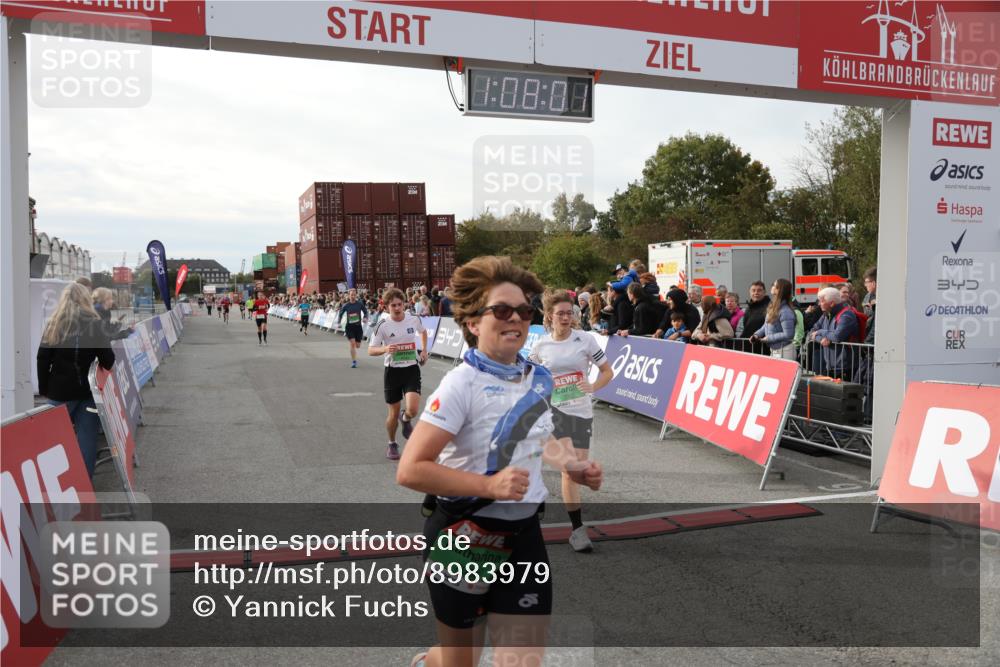 03.10.2025 - Köhlbrandbrückenlauf Yannick Fuchs http://msf.ph/oto/8983979 03.10.2025 16:08:00 Ziel 7085, 7319, 7335, 7494, 8824, 9072, 9543 meine-sportfotos.de