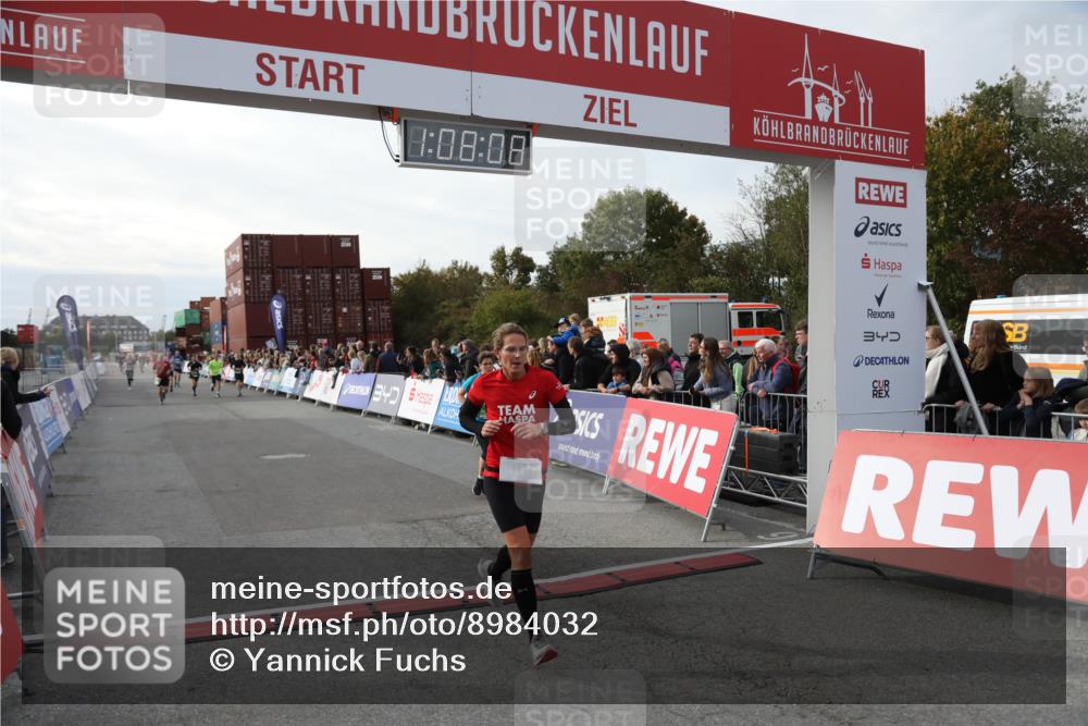 03.10.2025 - Köhlbrandbrückenlauf Yannick Fuchs http://msf.ph/oto/8984032 03.10.2025 16:08:07 Ziel 7019, 7310, 7311, 7319, 7506, 8265, 9072 meine-sportfotos.de
