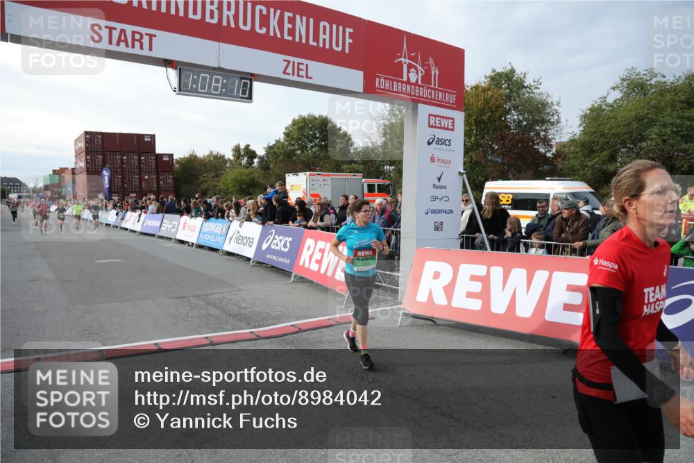 03.10.2025 - Köhlbrandbrückenlauf Yannick Fuchs http://msf.ph/oto/8984042 03.10.2025 16:08:08 Ziel 7019, 7310, 7311, 7319, 7449, 7506, 8265, 9072 meine-sportfotos.de