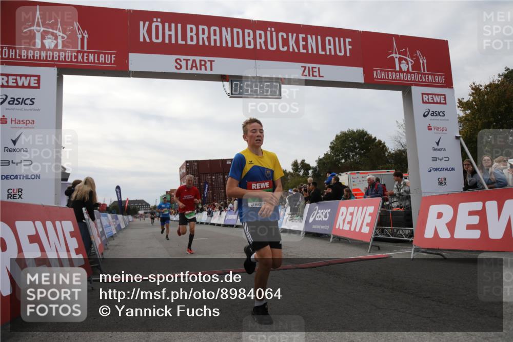 03.10.2025 - Köhlbrandbrückenlauf Yannick Fuchs http://msf.ph/oto/8984064 03.10.2025 15:54:55 Ziel 7010, 7597, 7809, 8872, 9481, 9590, 9594 meine-sportfotos.de