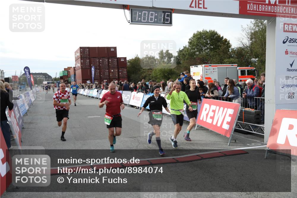 03.10.2025 - Köhlbrandbrückenlauf Yannick Fuchs http://msf.ph/oto/8984074 03.10.2025 16:08:14 Ziel 7019, 7285, 7310, 7311, 7449, 7506, 8265 meine-sportfotos.de