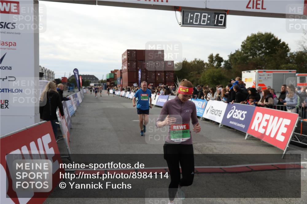 03.10.2025 - Köhlbrandbrückenlauf Yannick Fuchs http://msf.ph/oto/8984114 03.10.2025 16:08:17 Ziel 7019, 7285, 7310, 7311, 7449, 7506, 8265 meine-sportfotos.de