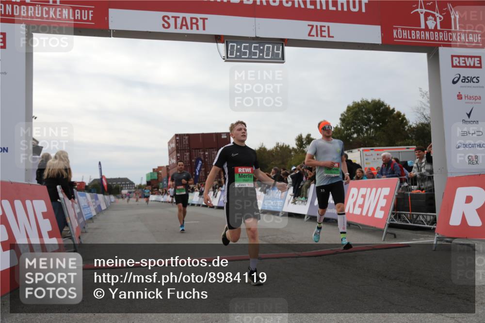 03.10.2025 - Köhlbrandbrückenlauf Yannick Fuchs http://msf.ph/oto/8984119 03.10.2025 15:55:02 Ziel 7010, 7040, 7597, 7898, 9594 meine-sportfotos.de