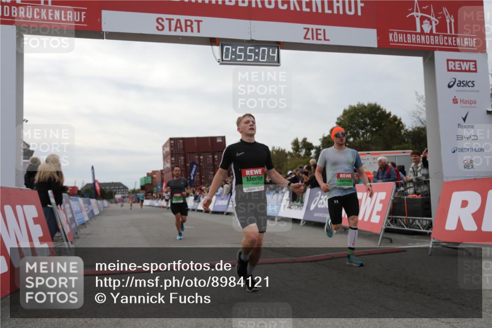 03.10.2025 - Köhlbrandbrückenlauf Yannick Fuchs http://msf.ph/oto/8984121 03.10.2025 15:55:02 Ziel 7010, 7040, 7597, 7898, 9594 meine-sportfotos.de