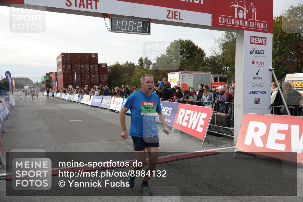 03.10.2025 - Köhlbrandbrückenlauf Yannick Fuchs http://msf.ph/oto/8984132 03.10.2025 16:08:19 Ziel 7285, 7314, 7349, 7449 meine-sportfotos.de