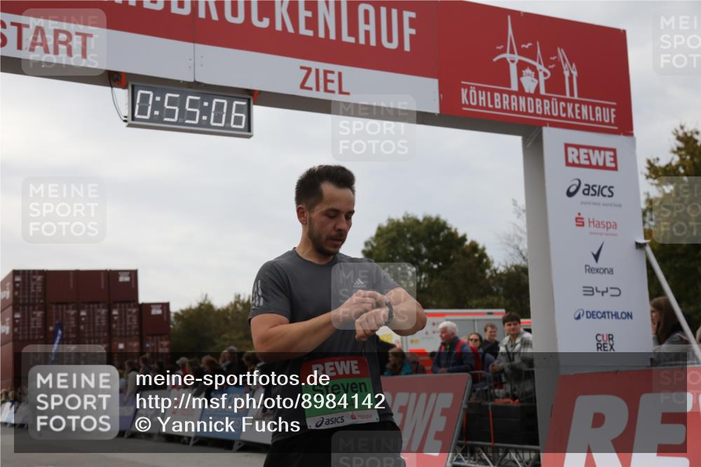 03.10.2025 - Köhlbrandbrückenlauf Yannick Fuchs http://msf.ph/oto/8984142 03.10.2025 15:55:04 Ziel 7010, 7040, 7100, 7597, 7898, 9594 meine-sportfotos.de
