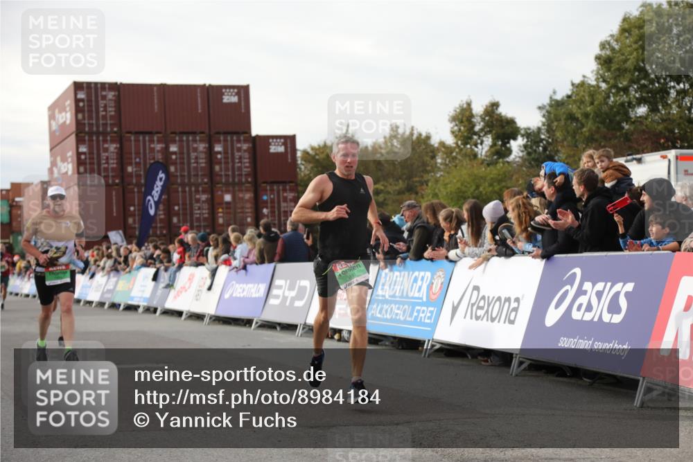 03.10.2025 - Köhlbrandbrückenlauf Yannick Fuchs http://msf.ph/oto/8984184 03.10.2025 16:08:28 Ziel 7314, 7349, 7360, 7423, 7594, 7708, 7851, 8279, 8778, 9110 meine-sportfotos.de