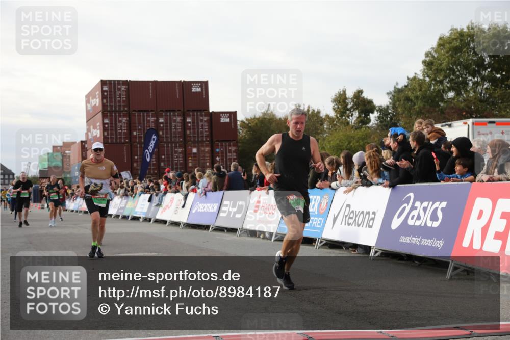 03.10.2025 - Köhlbrandbrückenlauf Yannick Fuchs http://msf.ph/oto/8984187 03.10.2025 16:08:28 Ziel 7314, 7349, 7360, 7423, 7594, 7708, 7851, 8279, 8778, 9110 meine-sportfotos.de
