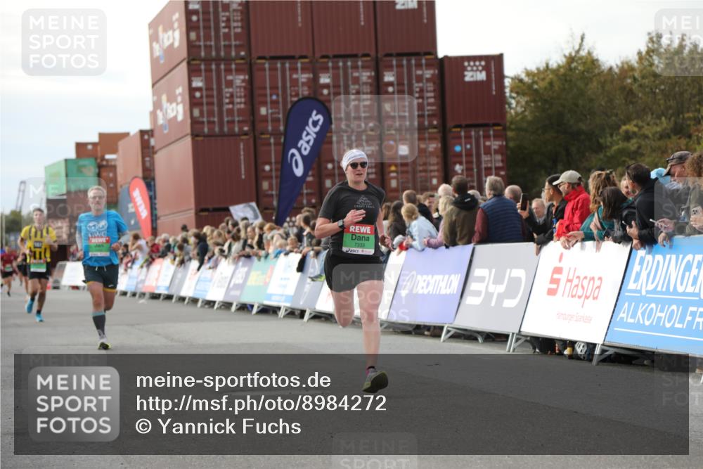 03.10.2025 - Köhlbrandbrückenlauf Yannick Fuchs http://msf.ph/oto/8984272 03.10.2025 16:08:39 Ziel 7283, 7339, 7360, 7616, 8279, 8846 meine-sportfotos.de
