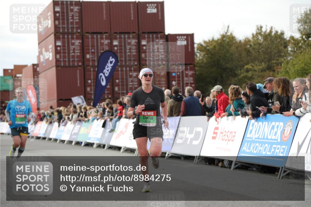 03.10.2025 - Köhlbrandbrückenlauf Yannick Fuchs http://msf.ph/oto/8984275 03.10.2025 16:08:39 Ziel 7283, 7339, 7360, 7616, 8279, 8846 meine-sportfotos.de
