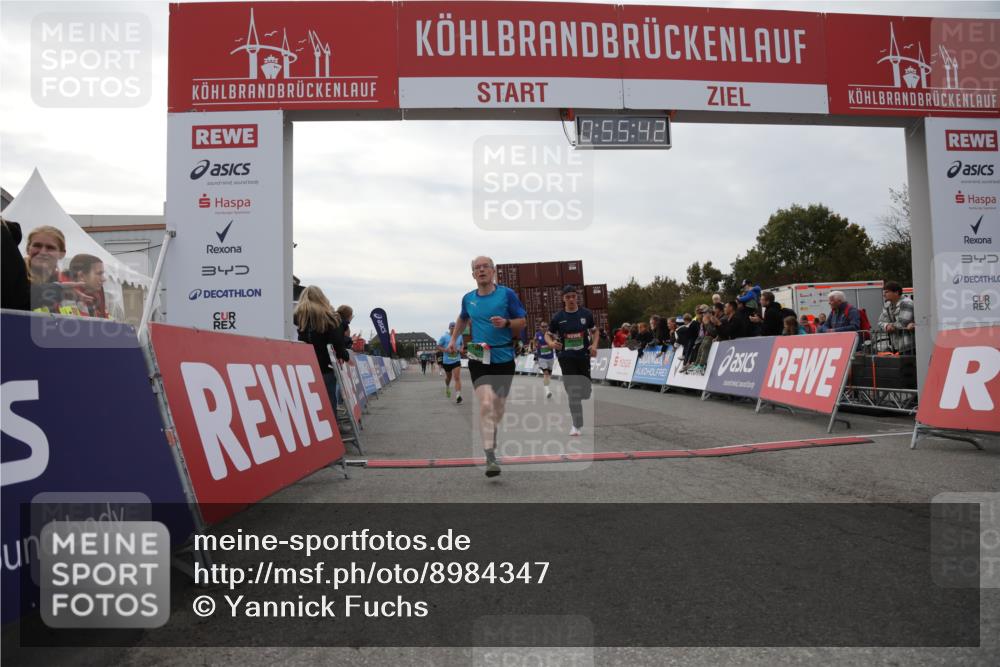 03.10.2025 - Köhlbrandbrückenlauf Yannick Fuchs http://msf.ph/oto/8984347 03.10.2025 15:55:40 Ziel 7043, 7067, 7286, 7575, 8594, 8942, 9743 meine-sportfotos.de