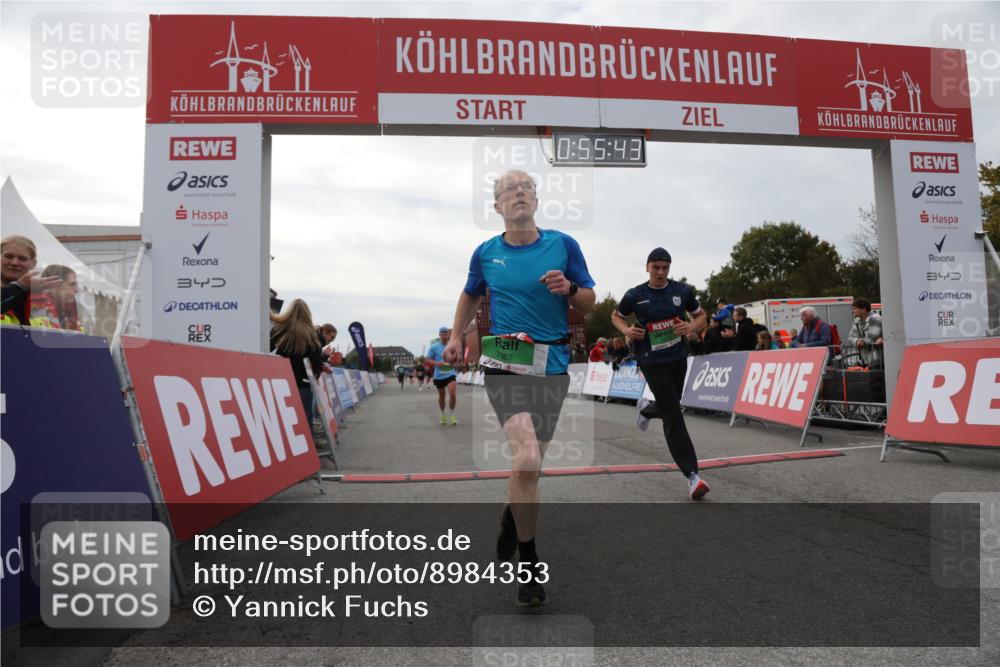 03.10.2025 - Köhlbrandbrückenlauf Yannick Fuchs http://msf.ph/oto/8984353 03.10.2025 15:55:41 Ziel 7043, 7067, 7286, 7575, 8594, 8942, 9743 meine-sportfotos.de