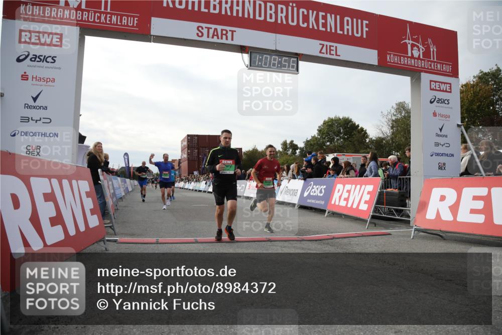 03.10.2025 - Köhlbrandbrückenlauf Yannick Fuchs http://msf.ph/oto/8984372 03.10.2025 16:08:54 Ziel 7057, 7141, 7191, 7333, 7336, 7585, 8118, 8725, 8931 meine-sportfotos.de