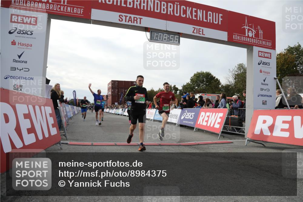 03.10.2025 - Köhlbrandbrückenlauf Yannick Fuchs http://msf.ph/oto/8984375 03.10.2025 16:08:55 Ziel 7057, 7141, 7191, 7333, 7336, 7585, 8118, 8725, 8931 meine-sportfotos.de