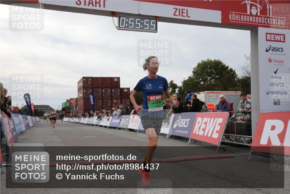 03.10.2025 - Köhlbrandbrückenlauf Yannick Fuchs http://msf.ph/oto/8984437 03.10.2025 15:55:53 Ziel 7456, 7555, 7968 meine-sportfotos.de