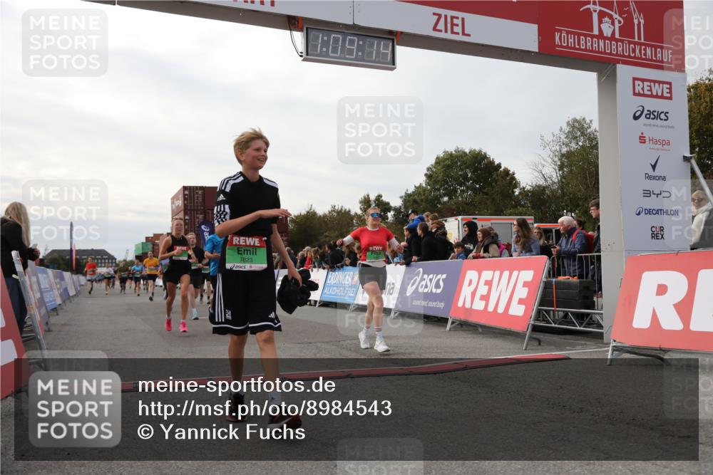 03.10.2025 - Köhlbrandbrückenlauf Yannick Fuchs http://msf.ph/oto/8984543 03.10.2025 16:09:12 Ziel 7447, 7558, 7702, 7822, 7823, 8217, 8348, 8763, 8797, 9019, 9091, 9151, 9216, 9739, 9752, 9753 meine-sportfotos.de