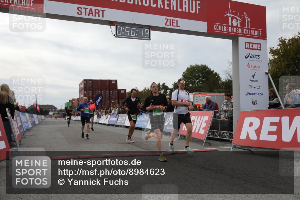 03.10.2025 - Köhlbrandbrückenlauf Yannick Fuchs http://msf.ph/oto/8984623 03.10.2025 15:56:17 Ziel 7046, 7079, 7128, 7170, 8976, 9559 meine-sportfotos.de