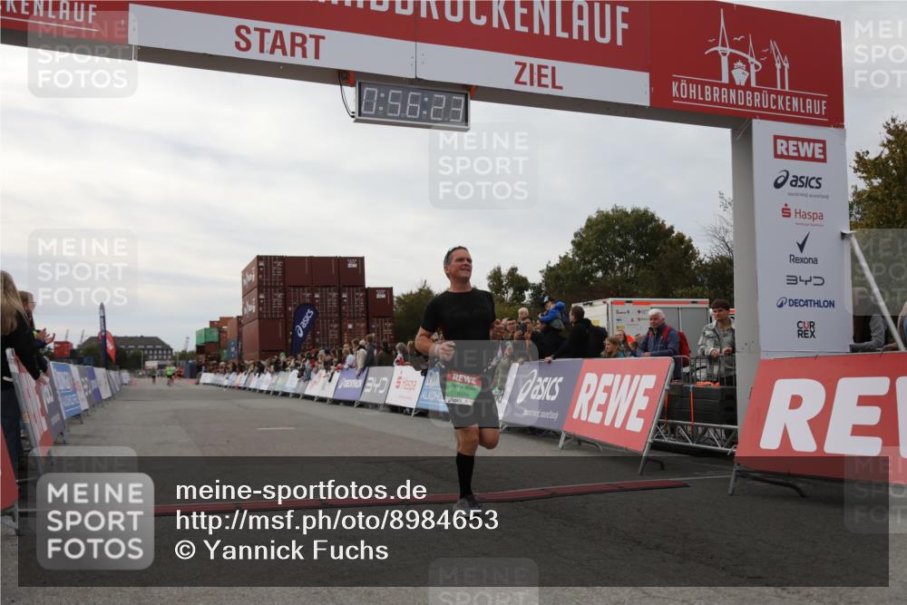 03.10.2025 - Köhlbrandbrückenlauf Yannick Fuchs http://msf.ph/oto/8984653 03.10.2025 15:56:22 Ziel 7046, 7079, 7170, 9559 meine-sportfotos.de