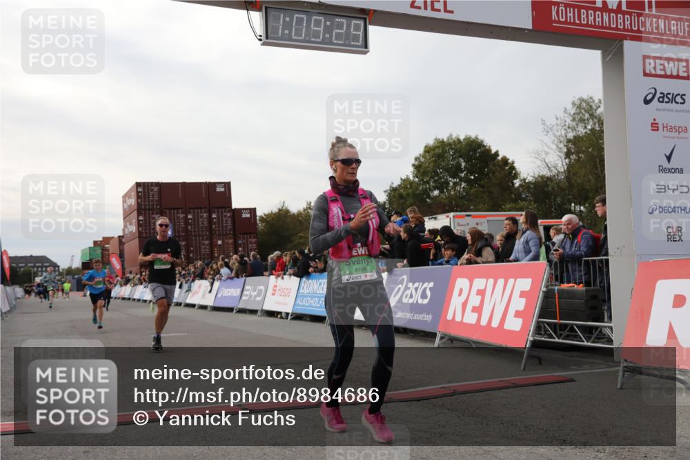 03.10.2025 - Köhlbrandbrückenlauf Yannick Fuchs http://msf.ph/oto/8984686 03.10.2025 16:09:27 Ziel 7345, 7609, 8788, 8823, 8984, 9410, 9419, 9470 meine-sportfotos.de