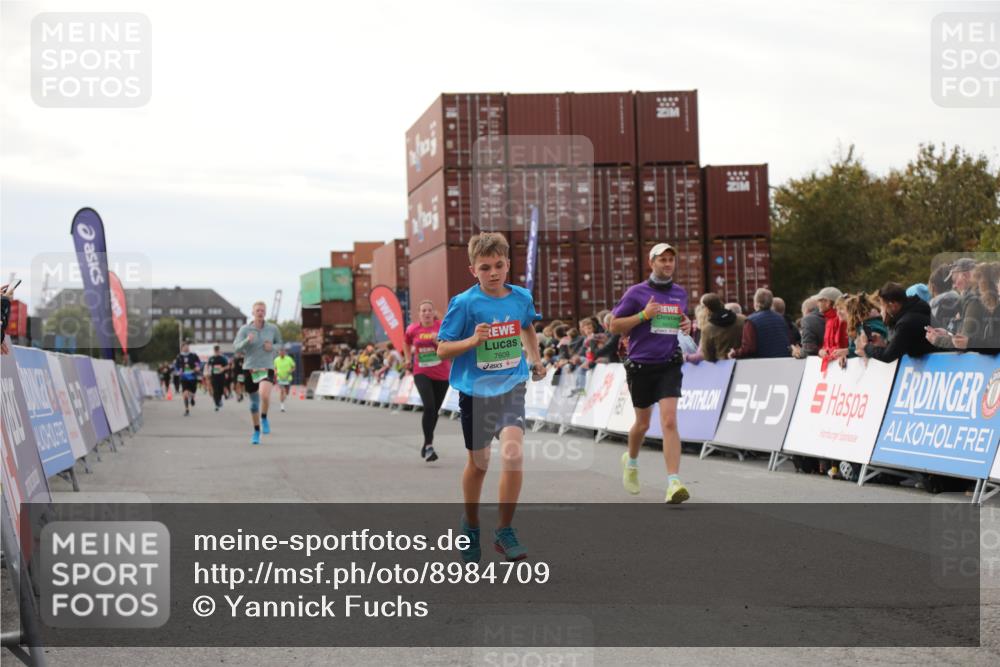 03.10.2025 - Köhlbrandbrückenlauf Yannick Fuchs http://msf.ph/oto/8984709 03.10.2025 16:09:29 Ziel 7345, 7609, 8788, 8984, 9410, 9419 meine-sportfotos.de