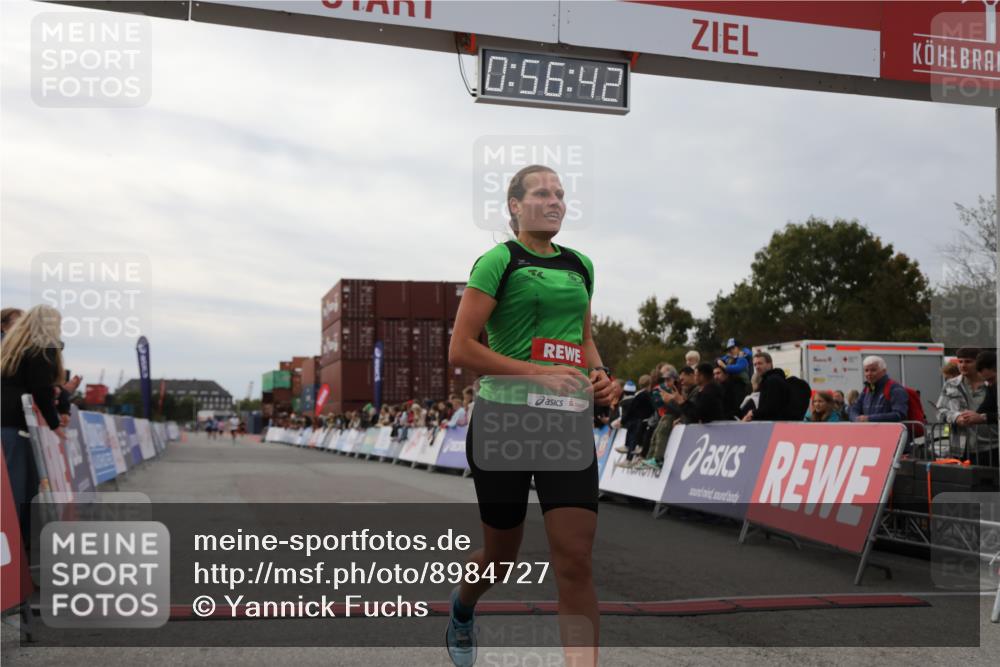 03.10.2025 - Köhlbrandbrückenlauf Yannick Fuchs http://msf.ph/oto/8984727 03.10.2025 15:56:40 Ziel 7092, 7166, 8782, 9182 meine-sportfotos.de