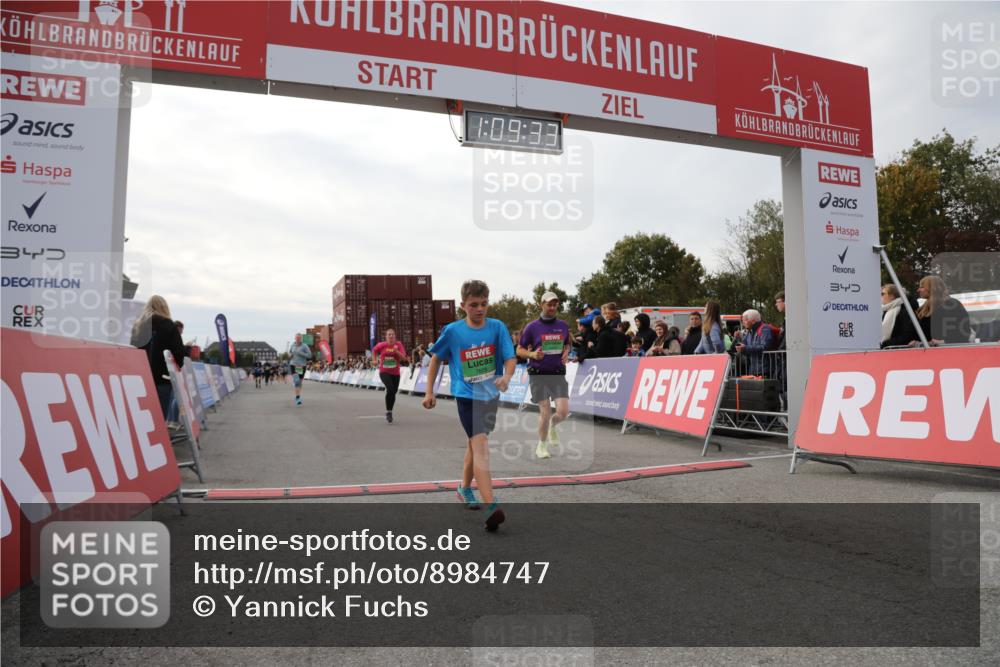 03.10.2025 - Köhlbrandbrückenlauf Yannick Fuchs http://msf.ph/oto/8984747 03.10.2025 16:09:31 Ziel 7345, 7609, 8984, 9410, 9419 meine-sportfotos.de