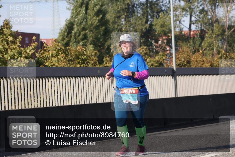 03.10.2025 - Köhlbrandbrückenlauf Luisa Fischer http://msf.ph/oto/8984760 03.10.2025 11:14:21 Position 3 3814 meine-sportfotos.de