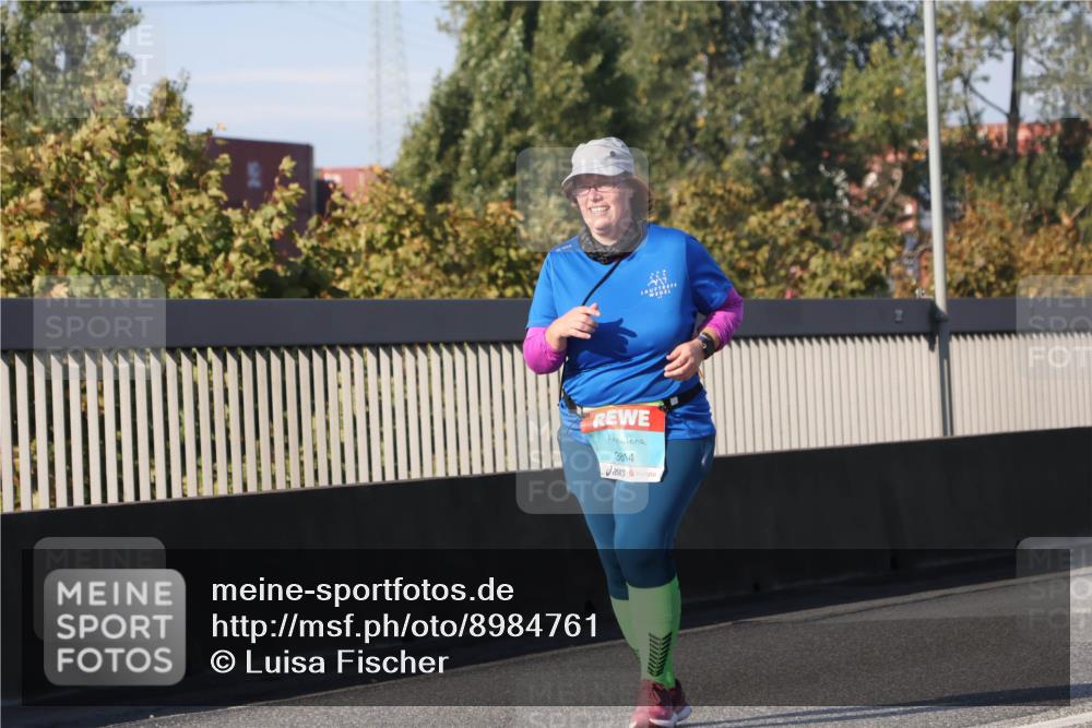 03.10.2025 - Köhlbrandbrückenlauf Luisa Fischer http://msf.ph/oto/8984761 03.10.2025 11:14:21 Position 3 3814 meine-sportfotos.de