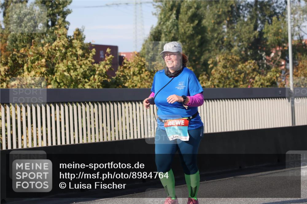 03.10.2025 - Köhlbrandbrückenlauf Luisa Fischer http://msf.ph/oto/8984764 03.10.2025 11:14:21 Position 3 3814 meine-sportfotos.de