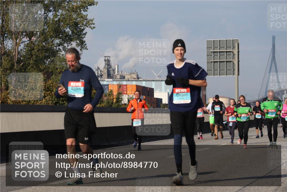 03.10.2025 - Köhlbrandbrückenlauf Luisa Fischer http://msf.ph/oto/8984770 03.10.2025 11:14:25 Position 3 2596 meine-sportfotos.de