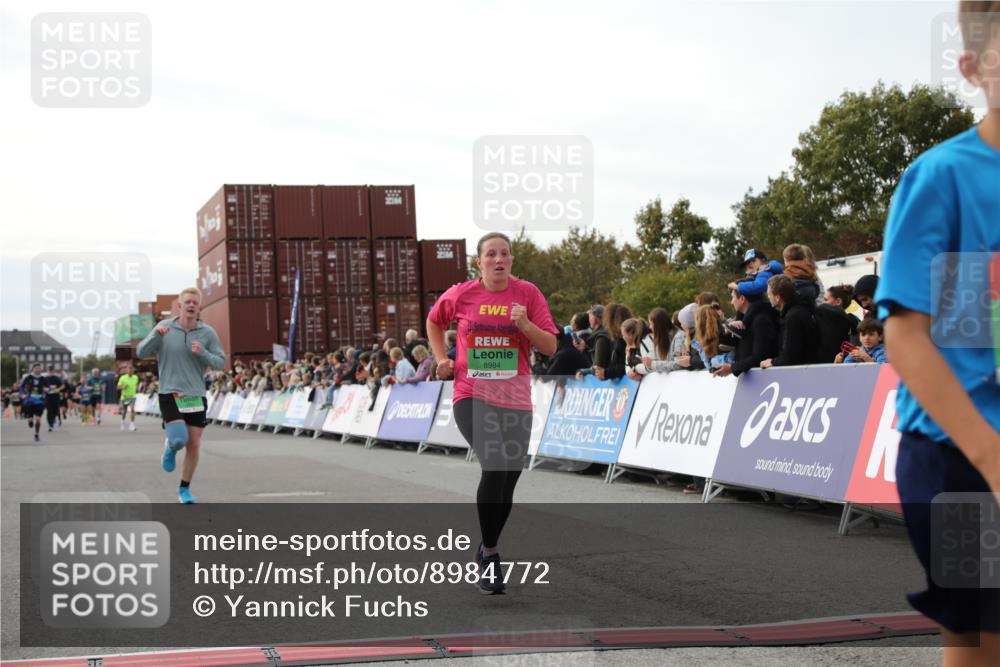 03.10.2025 - Köhlbrandbrückenlauf Yannick Fuchs http://msf.ph/oto/8984772 03.10.2025 16:09:33 Ziel 7609, 8984, 9150, 9301, 9410, 9419 meine-sportfotos.de