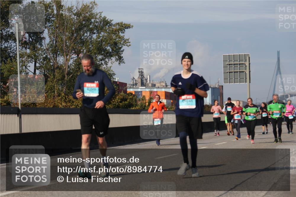 03.10.2025 - Köhlbrandbrückenlauf Luisa Fischer http://msf.ph/oto/8984774 03.10.2025 11:14:26 Position 3  meine-sportfotos.de