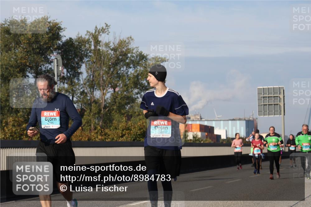 03.10.2025 - Köhlbrandbrückenlauf Luisa Fischer http://msf.ph/oto/8984783 03.10.2025 11:14:28 Position 3 2595, 0, 2596 meine-sportfotos.de