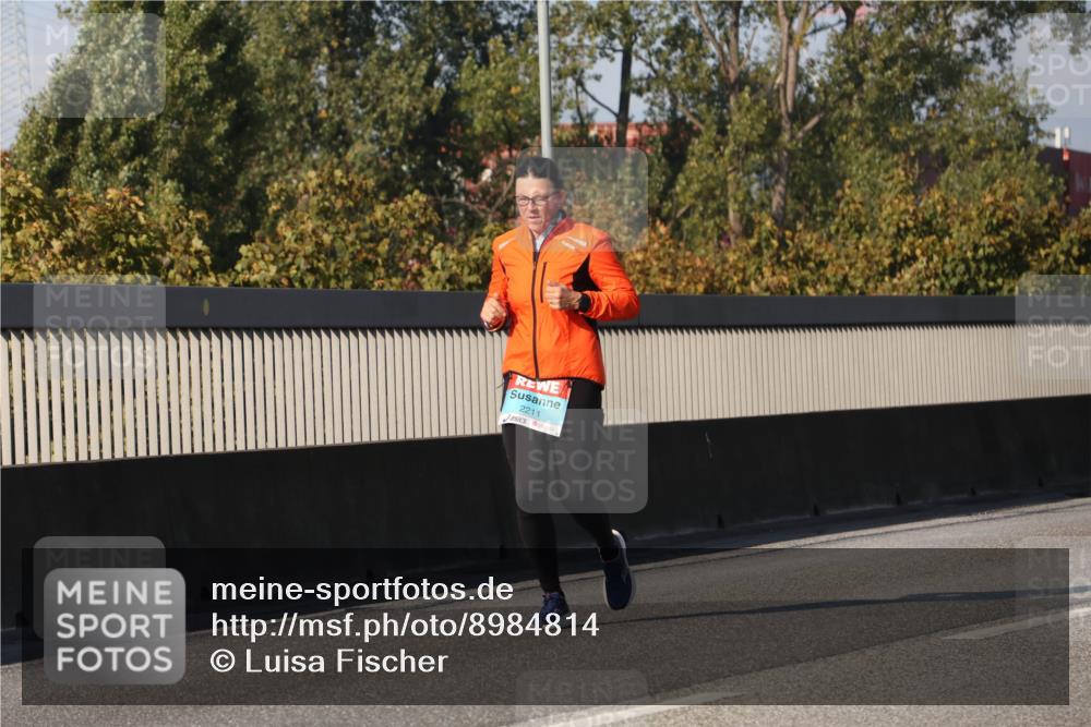 03.10.2025 - Köhlbrandbrückenlauf Luisa Fischer http://msf.ph/oto/8984814 03.10.2025 11:14:33 Position 3 2211 meine-sportfotos.de