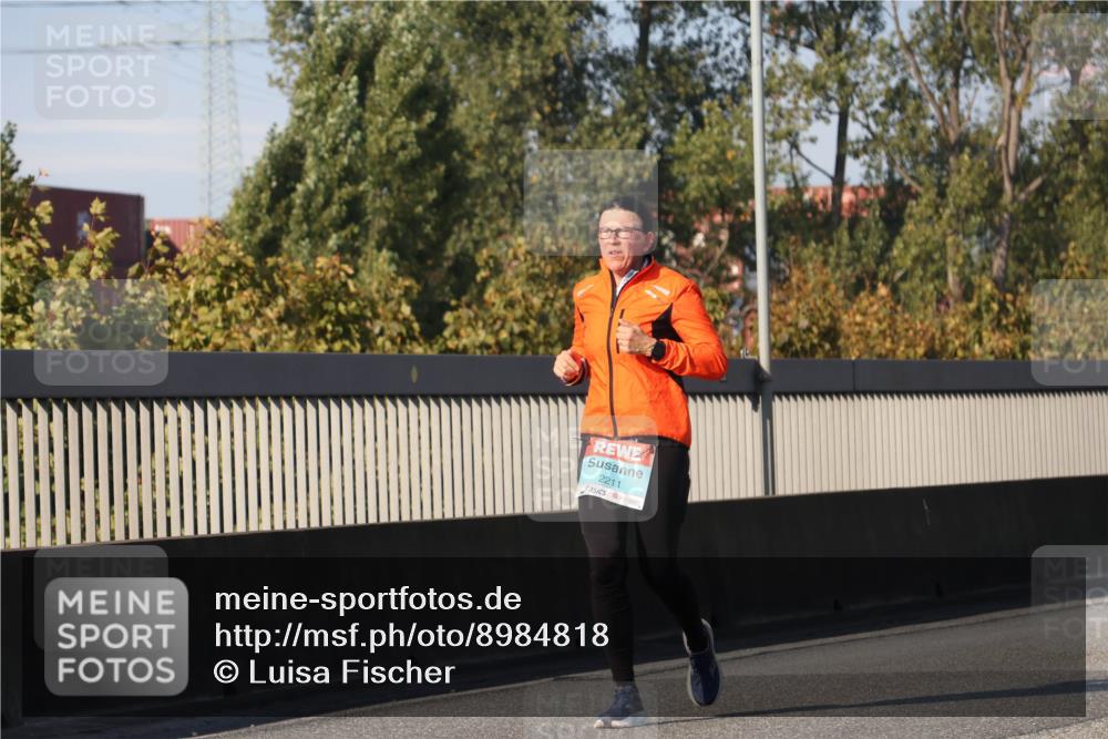 03.10.2025 - Köhlbrandbrückenlauf Luisa Fischer http://msf.ph/oto/8984818 03.10.2025 11:14:33 Position 3 2211 meine-sportfotos.de