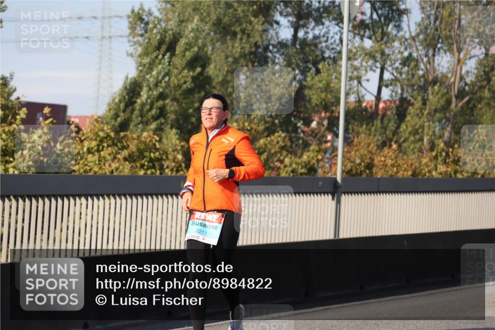 03.10.2025 - Köhlbrandbrückenlauf Luisa Fischer http://msf.ph/oto/8984822 03.10.2025 11:14:34 Position 3 2211 meine-sportfotos.de