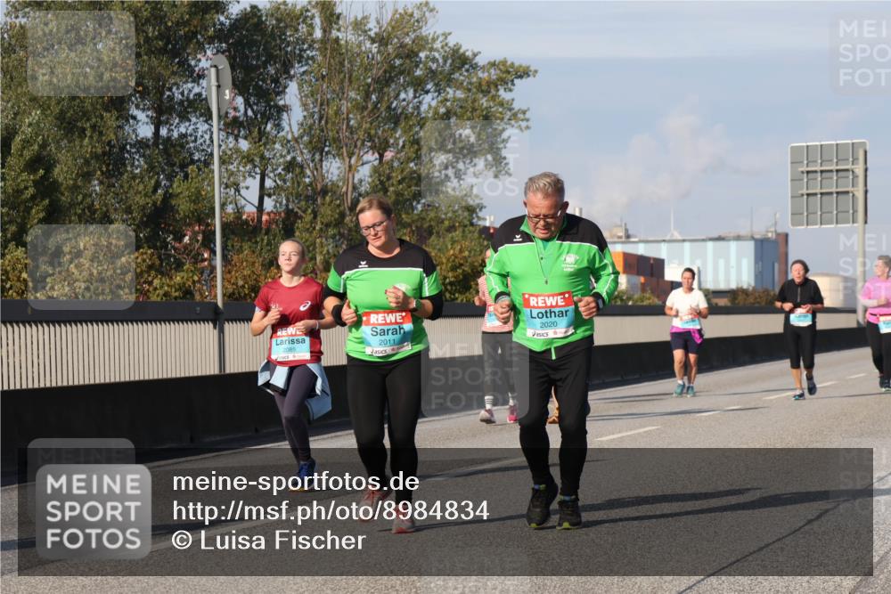 03.10.2025 - Köhlbrandbrückenlauf Luisa Fischer http://msf.ph/oto/8984834 03.10.2025 11:14:36 Position 3 2085, 2011, 2020 meine-sportfotos.de