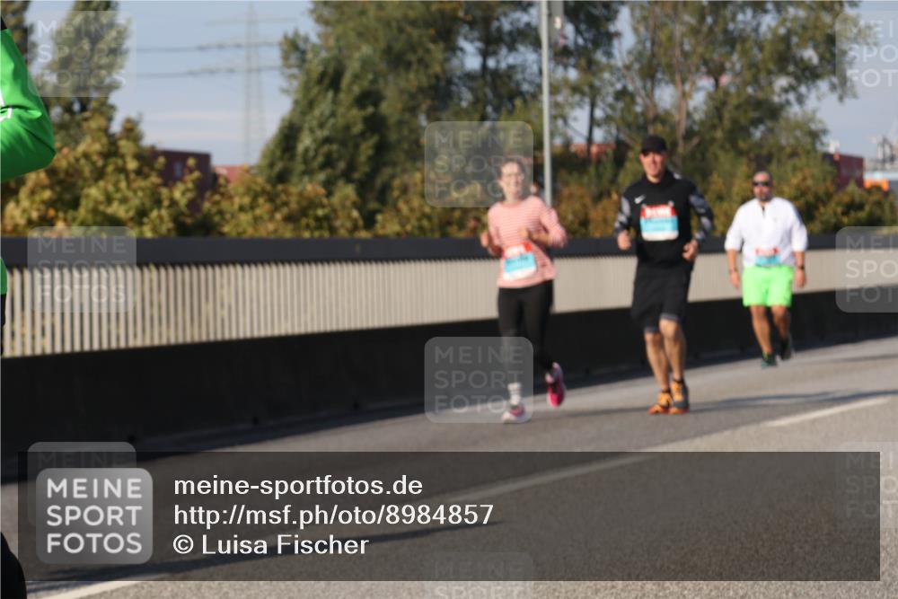 03.10.2025 - Köhlbrandbrückenlauf Luisa Fischer http://msf.ph/oto/8984857 03.10.2025 11:14:40 Position 3  meine-sportfotos.de