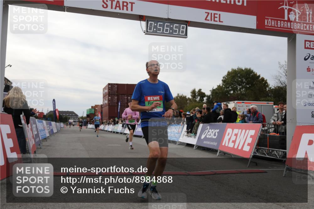 03.10.2025 - Köhlbrandbrückenlauf Yannick Fuchs http://msf.ph/oto/8984868 03.10.2025 15:56:57 Ziel 7882, 9226, 9665, 9751 meine-sportfotos.de