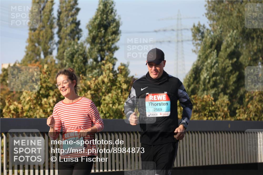 03.10.2025 - Köhlbrandbrückenlauf Luisa Fischer http://msf.ph/oto/8984873 03.10.2025 11:14:43 Position 3 2568, 2569 meine-sportfotos.de