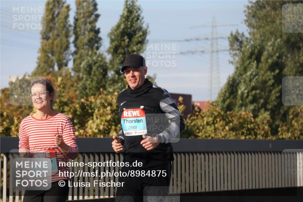 03.10.2025 - Köhlbrandbrückenlauf Luisa Fischer http://msf.ph/oto/8984875 03.10.2025 11:14:43 Position 3 2568, 2569 meine-sportfotos.de