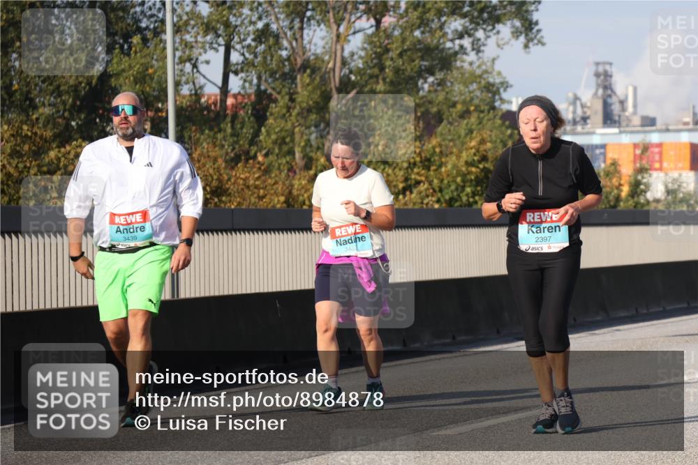 03.10.2025 - Köhlbrandbrückenlauf Luisa Fischer http://msf.ph/oto/8984878 03.10.2025 11:14:44 Position 3 3439, 3453, 2397 meine-sportfotos.de