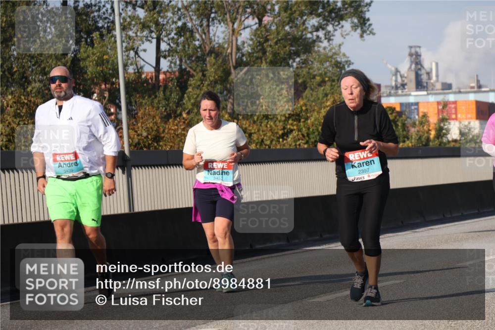 03.10.2025 - Köhlbrandbrückenlauf Luisa Fischer http://msf.ph/oto/8984881 03.10.2025 11:14:44 Position 3 3439, 3453, 2397 meine-sportfotos.de