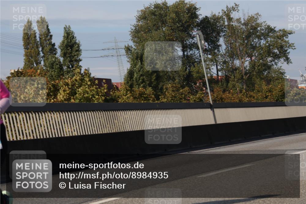 03.10.2025 - Köhlbrandbrückenlauf Luisa Fischer http://msf.ph/oto/8984935 03.10.2025 11:14:53 Position 3  meine-sportfotos.de