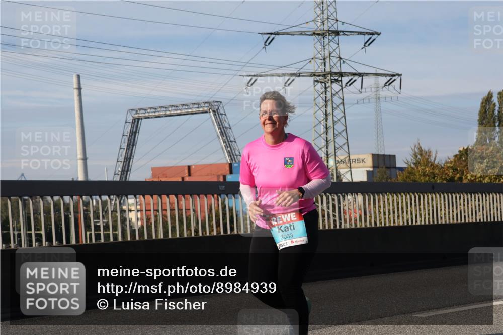 03.10.2025 - Köhlbrandbrückenlauf Luisa Fischer http://msf.ph/oto/8984939 03.10.2025 11:14:53 Position 3 780, 3033 meine-sportfotos.de