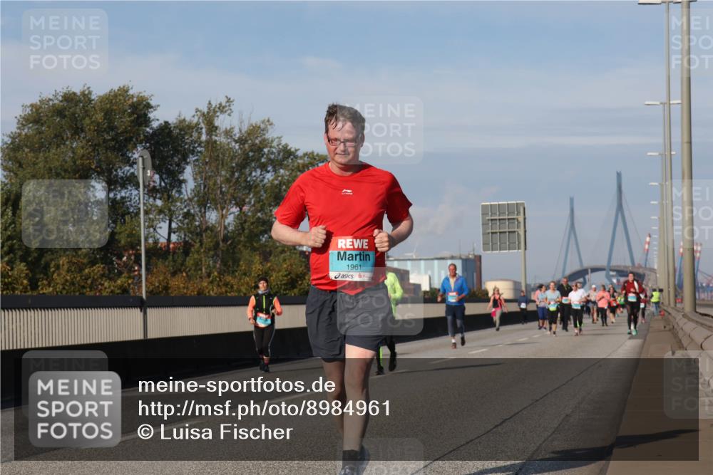 03.10.2025 - Köhlbrandbrückenlauf Luisa Fischer http://msf.ph/oto/8984961 03.10.2025 11:15:00 Position 3 1961 meine-sportfotos.de