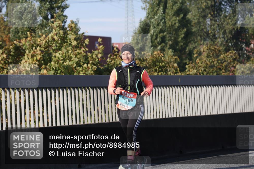 03.10.2025 - Köhlbrandbrückenlauf Luisa Fischer http://msf.ph/oto/8984985 03.10.2025 11:15:05 Position 3 1923 meine-sportfotos.de
