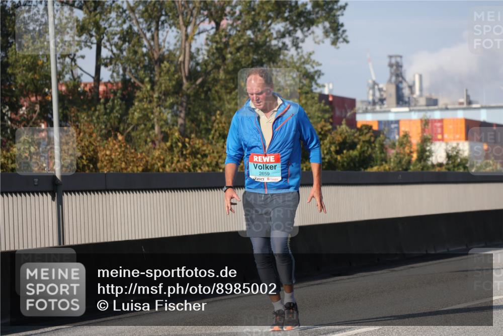 03.10.2025 - Köhlbrandbrückenlauf Luisa Fischer http://msf.ph/oto/8985002 03.10.2025 11:15:09 Position 3 2659 meine-sportfotos.de