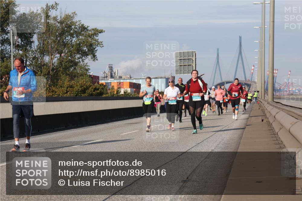 03.10.2025 - Köhlbrandbrückenlauf Luisa Fischer http://msf.ph/oto/8985016 03.10.2025 11:15:12 Position 3  meine-sportfotos.de